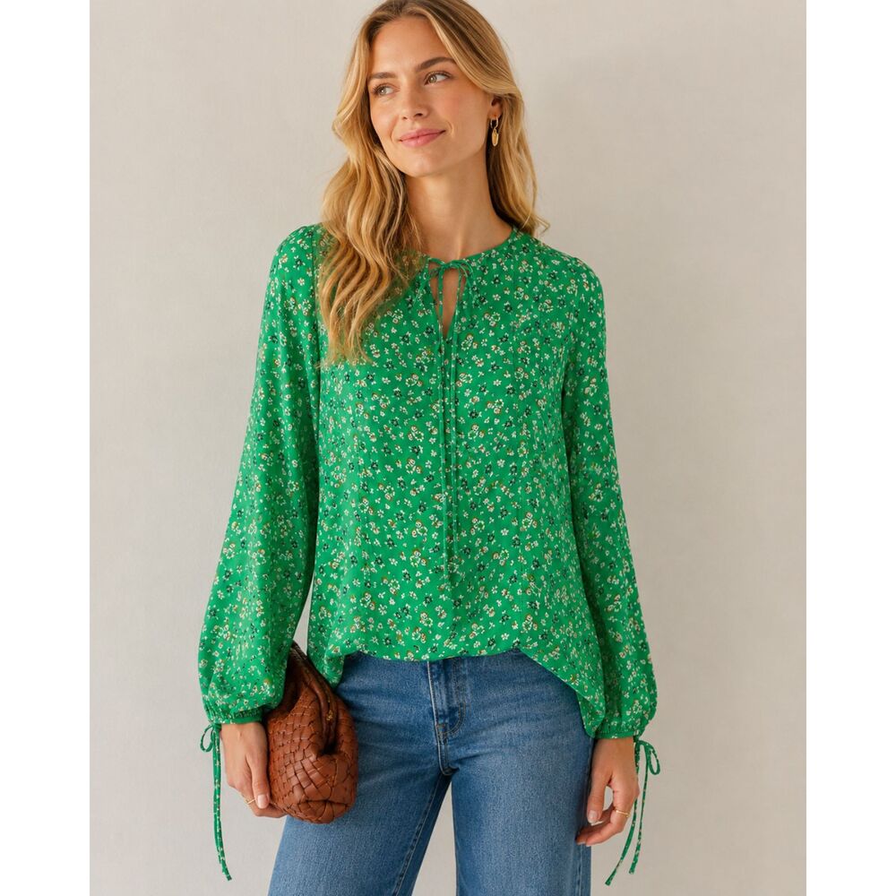 Scanlan Theodore 100% Silk Floral Tie-Neck Top in Kelly Green
